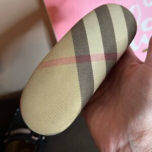 GUC Burberry Glasses Case